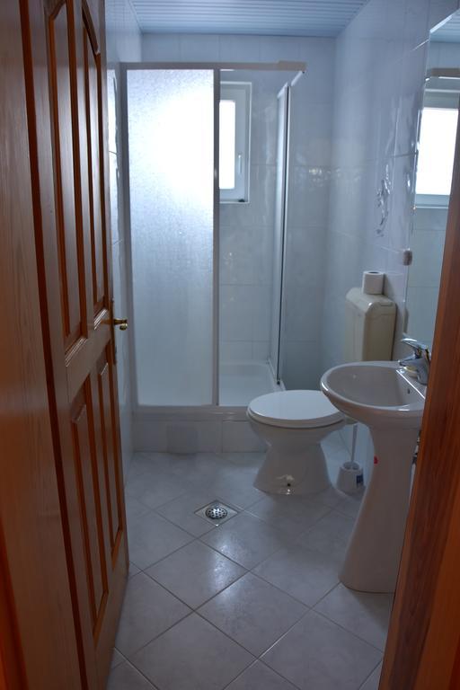 Apartment And Studio Damjan โอครีด ภายนอก รูปภาพ
