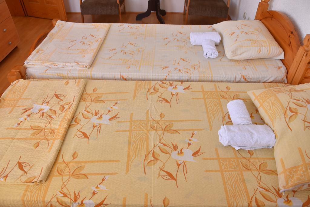 Apartment And Studio Damjan โอครีด ภายนอก รูปภาพ